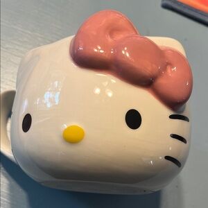 NWT!! Hello Kitty Pink Bow Mug